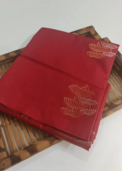 Borderless Kumgumam Red Soft Silk